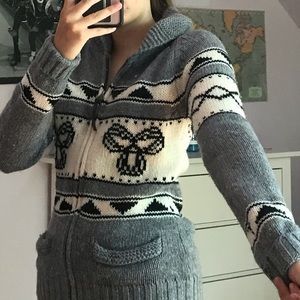 Warm yarn tna zip down sweater